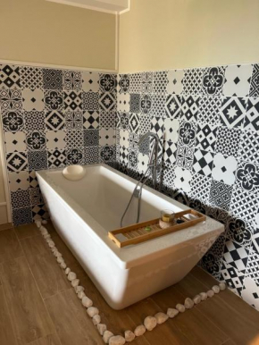 Chambre de charme Andria jacuzzi